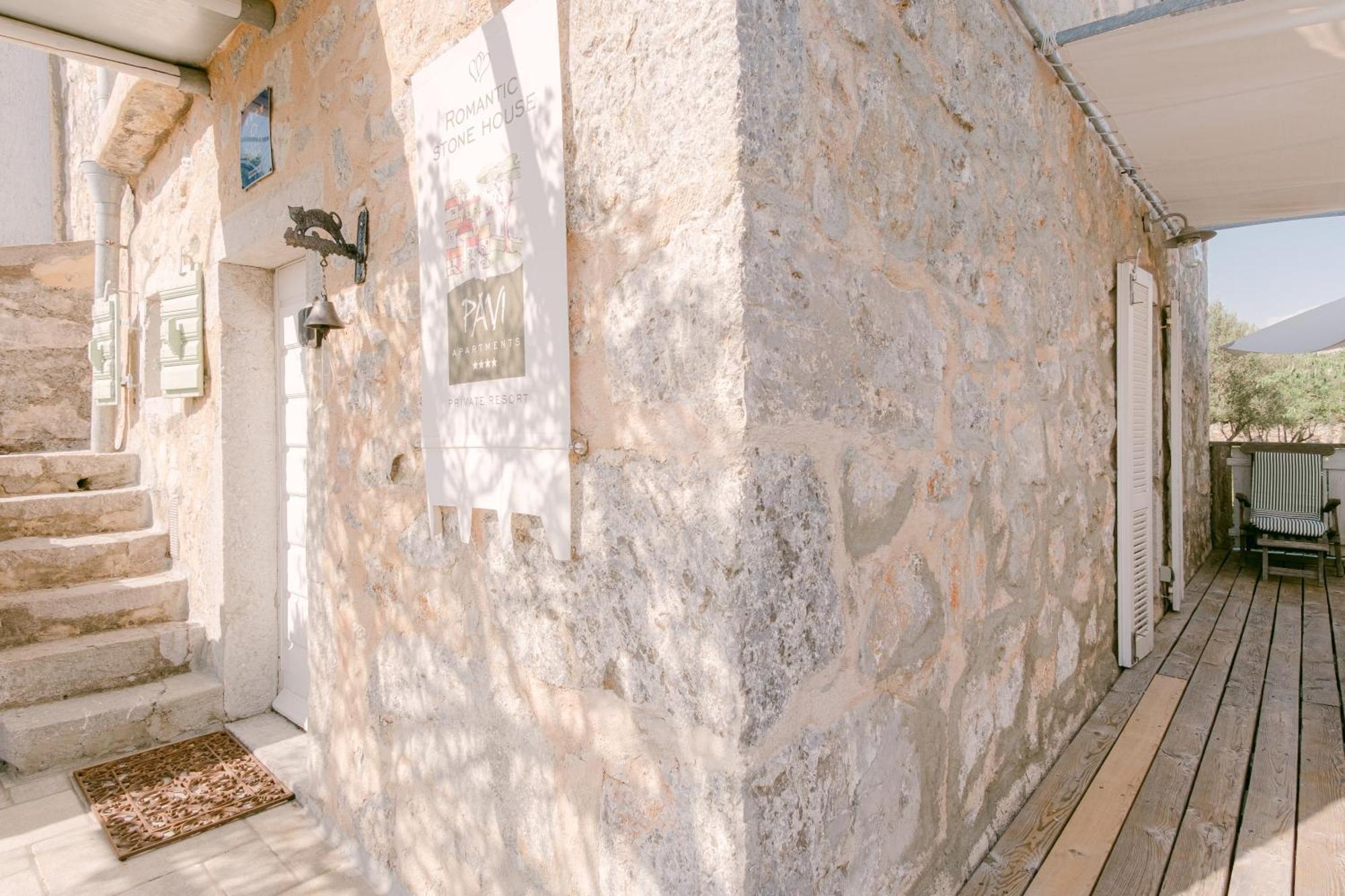 Pavi Apartments Romantic Stone House K13 Kornić Kültér fotó